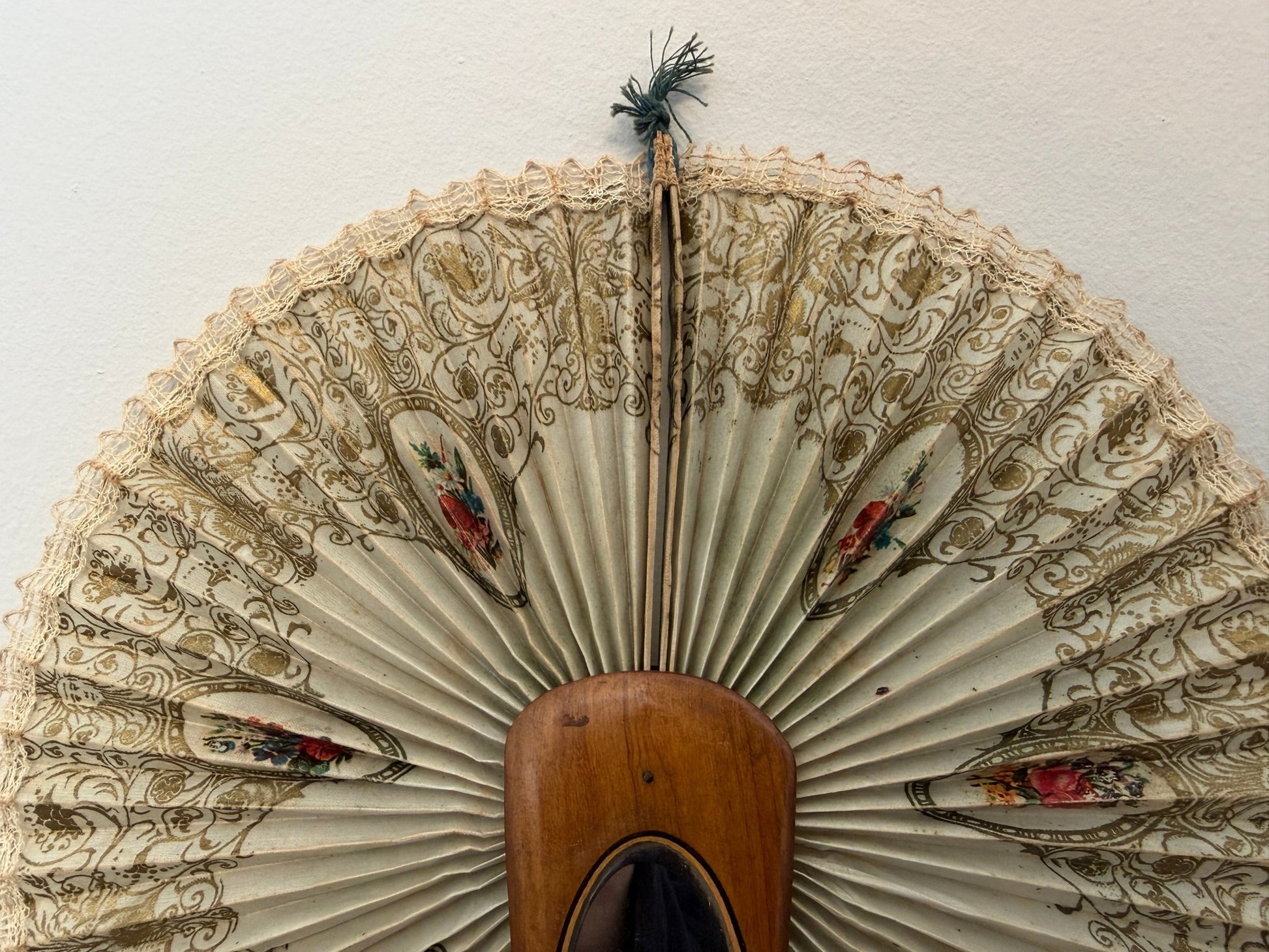 Antique Italian Olive Wood Cockade Fan Mirror - Sorrento Ware - Oak House Trading